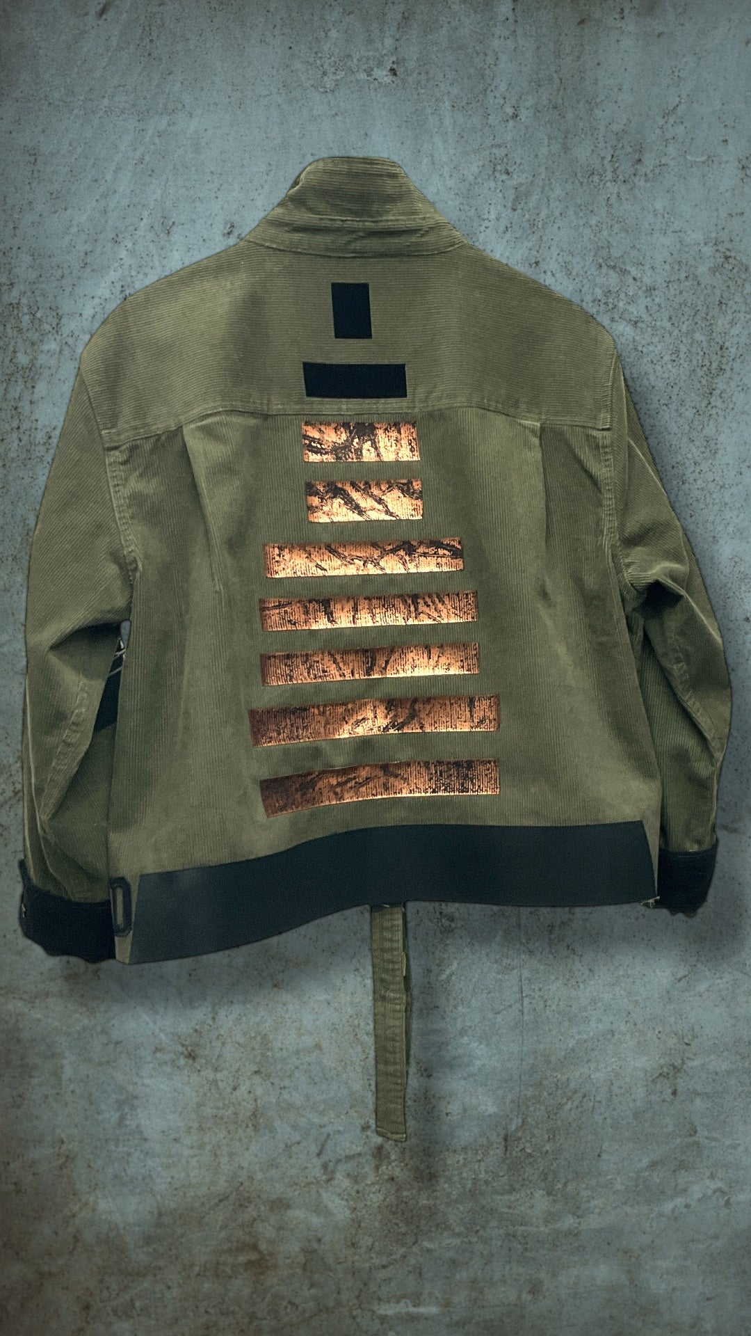 AGO custom  Corduroy Button Down Cropped 3/4 sleeve shirt
